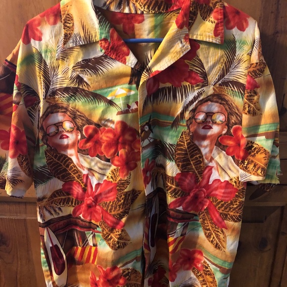 Hawaiian Shirt - Picture 1 of 3
